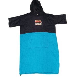 PONCHO MUJER NEGRO/CYAN