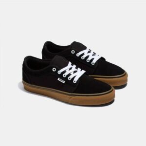 VANS SKATE CHUKKA LOW BLACK/BLACK/GUM